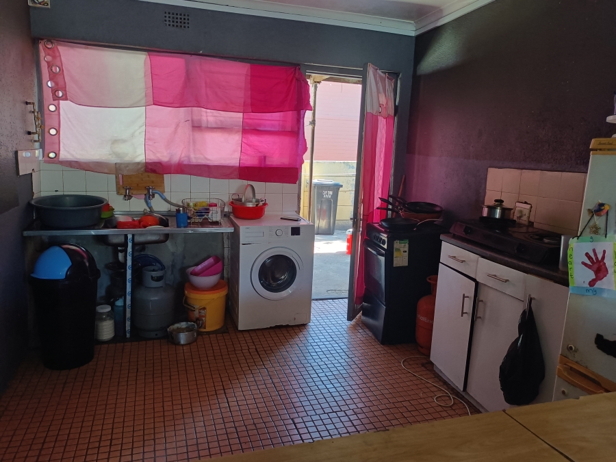 4 Bedroom Property for Sale in Eikendal Western Cape